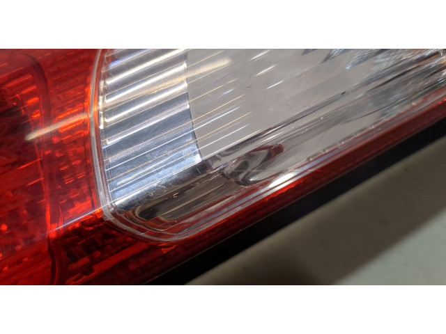 Задний фонарь          