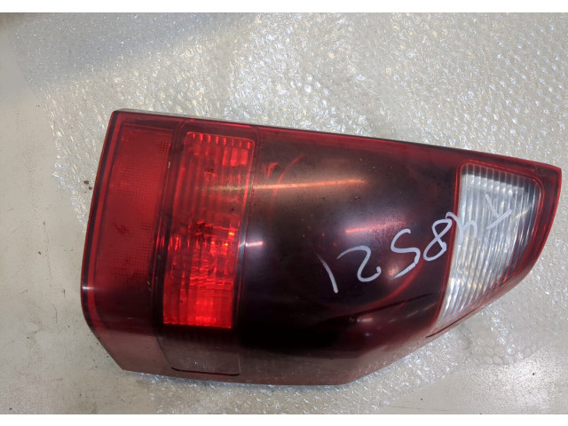 Задний фонарь