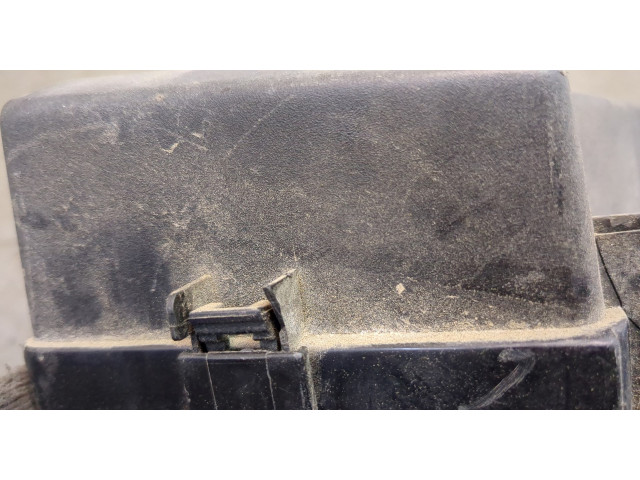 Блок предохранителей  Subaru Tribeca (B9) 2004-2007         