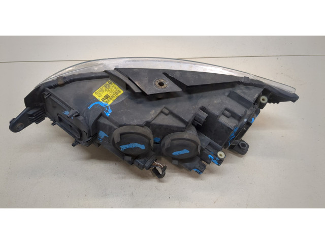 Фара передняя  Volkswagen Passat CC 2008-2012 правая 