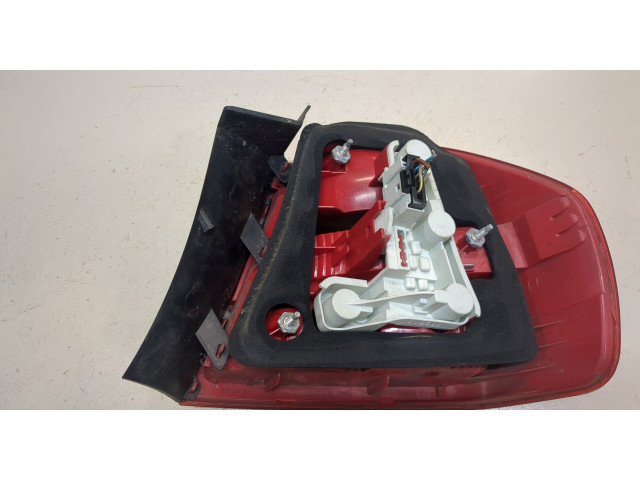 Задний фонарь 6937457