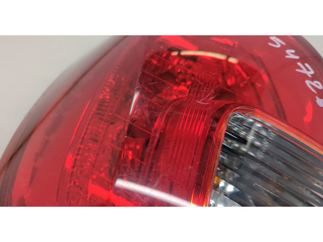 Задний фонарь          