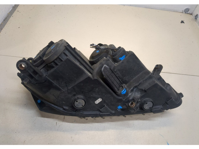 Фара передняя  Volkswagen Passat 7 2010-2015 Европа левая 