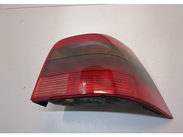 Задний фонарь          