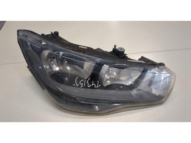 Фара передняя  Audi A1 (8X) 2010-2014 правая 