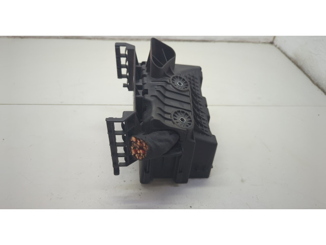 Блок предохранителей  Volkswagen Passat 7 2010-2019 Америка         