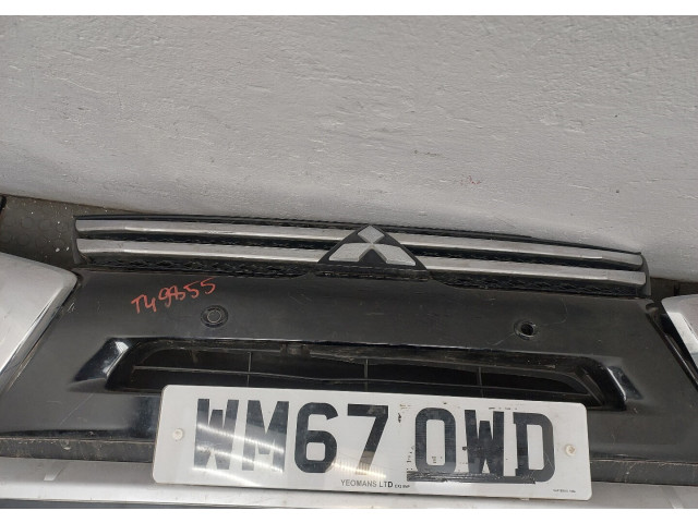 Бампер Mitsubishi Eclipse Cross 2017-2020 передний 6400J509