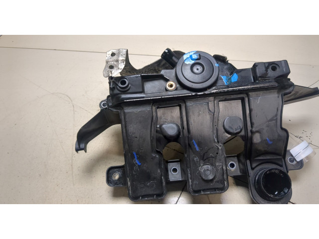 Клапанная крышка двигателя ДВС  Renault Trafic 2014-2021 1.6     