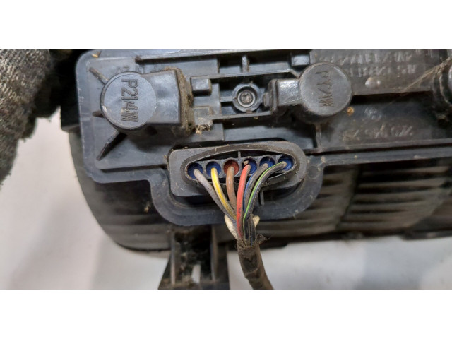 Задний фонарь 2K0945258