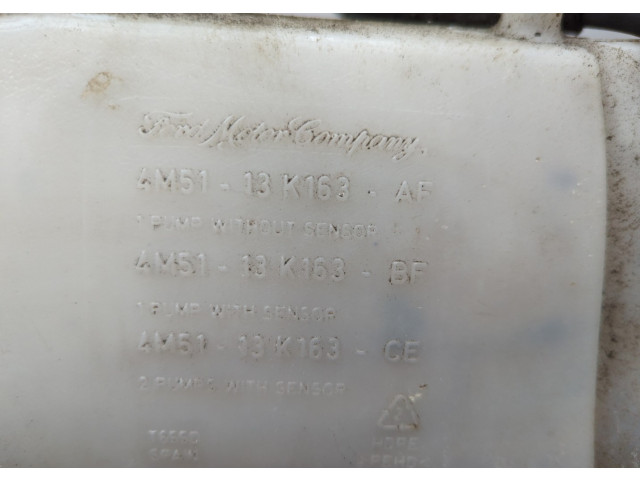 Бачок омывателя  Ford Focus 2 2005-2008    