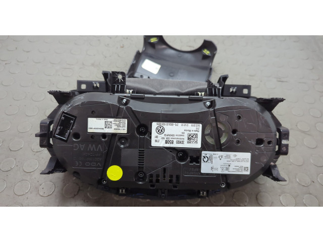 Панель приборов  Volkswagen Atlas 2017-2025            