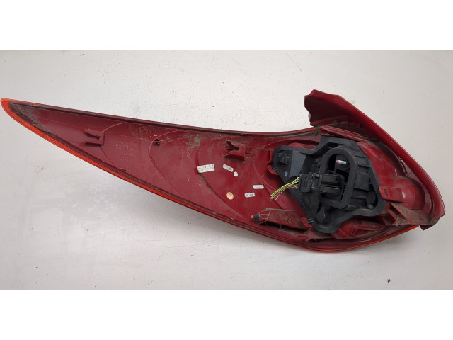 Задний фонарь