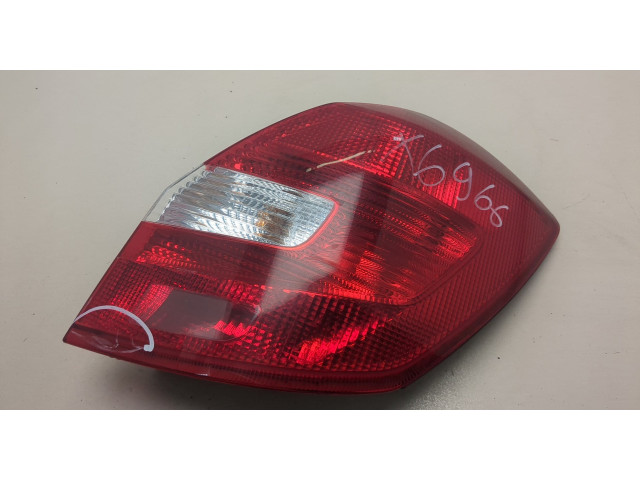 Задний фонарь          