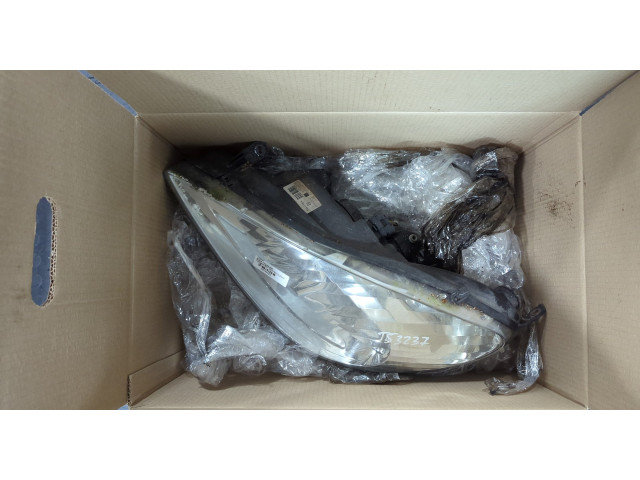 Фара передняя  Peugeot 607 2000-2010 левая 