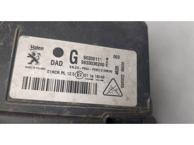 Фара передняя  Peugeot 208 2019-2023 левая 