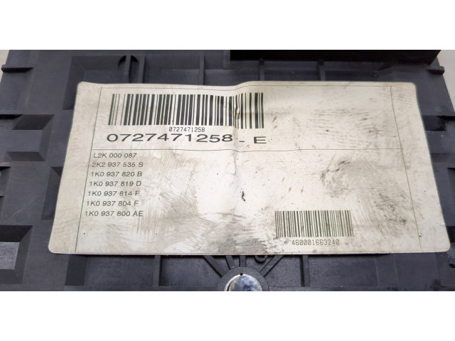 Блок предохранителей Volkswagen Caddy 2004-2015