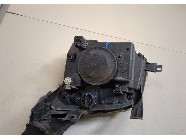 Фара передняя  Ford Fusion 2002-2012 правая 