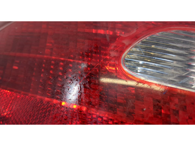 Задний фонарь