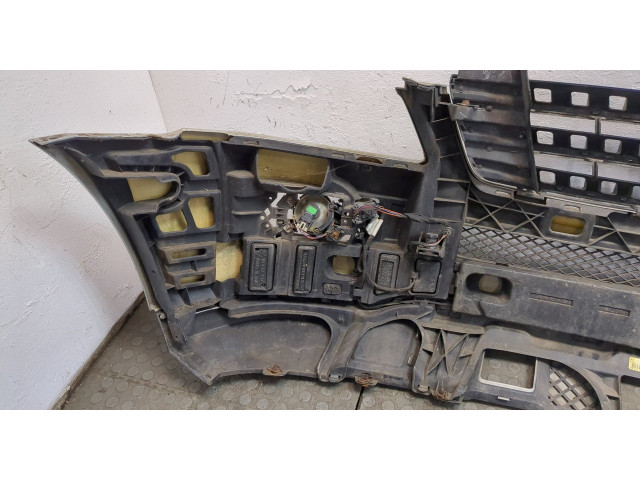 Решетка радиатора  Mercedes ML W164 2005-2011          A1648800685