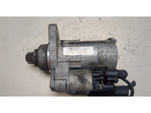 Стартер Volkswagen Touran 2010-2015 1.6