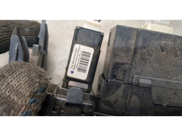 Дисплей бортового компьютера  Toyota Corolla E15 2006-2013        