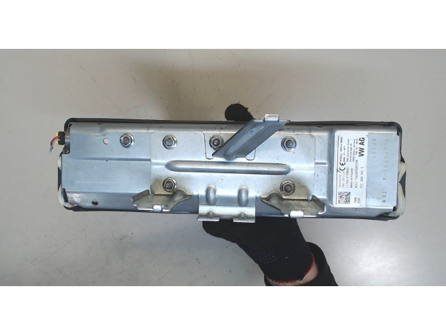 Подушка безопасности коленная Volkswagen Tiguan 2016-2020