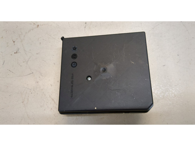 Блок предохранителей  BMW X3 E83 2004-2010      7560626   