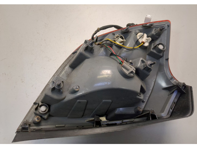 Задний фонарь          