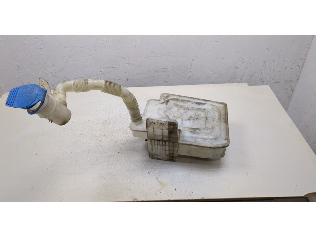 Бачок омывателя  Volkswagen Caddy 2004-2010    