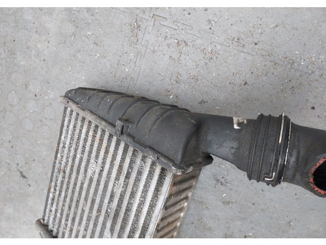 Интеркулер  Volkswagen Passat 5 2000-2005       