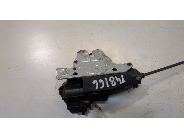 Замок багажника  Mercedes E W212 2009-2013       