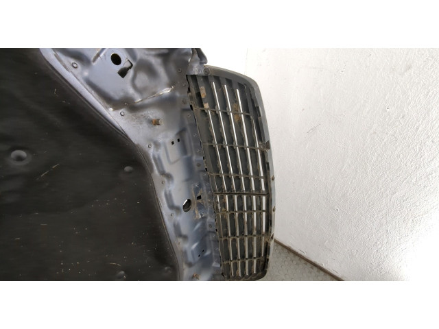 Решетка радиатора  Mercedes E W211 2002-2009          A21188005839040