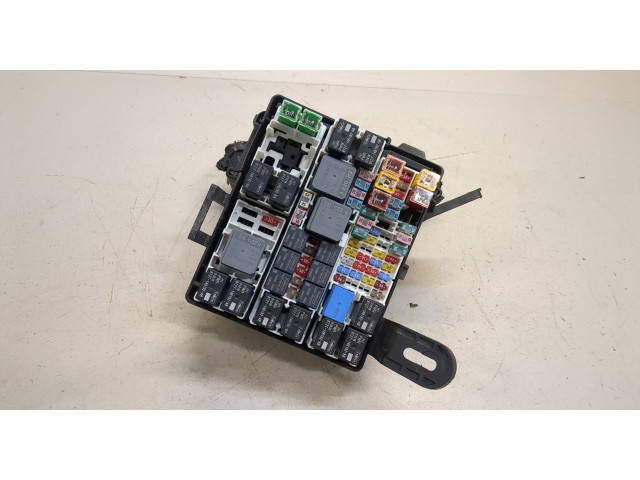 Блок предохранителей  Ford EcoSport 2017-      JN1512A581DTE   