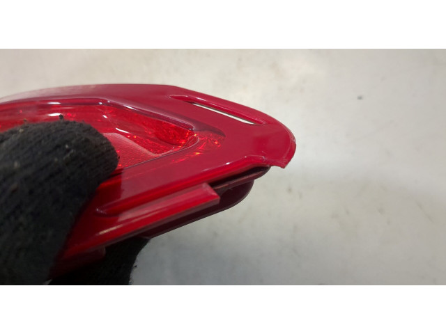 Задний фонарь          