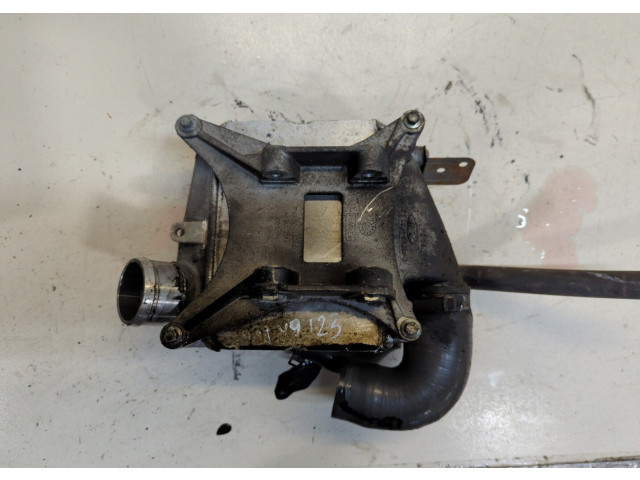 Интеркулер  Ford Focus 3 2011-2015       