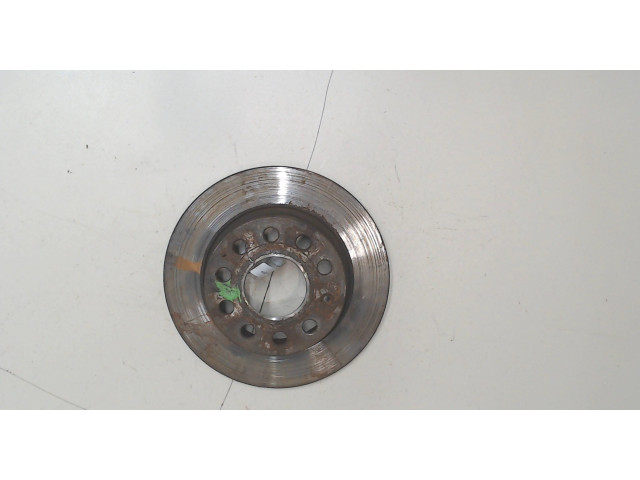 Диск тормозной Volkswagen Golf Plus 1.9 задний 1K0615601AB