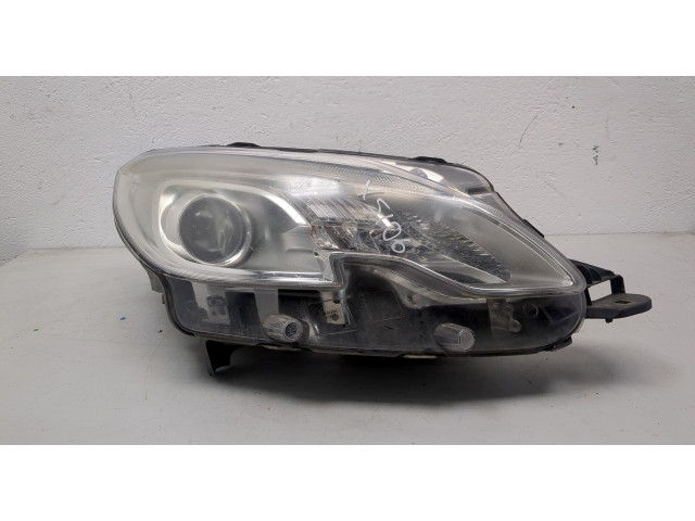 Фара передняя  Peugeot 2008 2013-2016 правая 