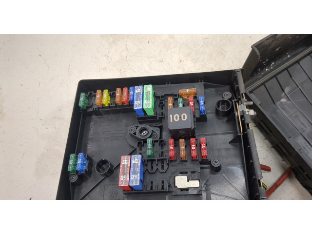 Блок предохранителей Volkswagen Caddy 2015-