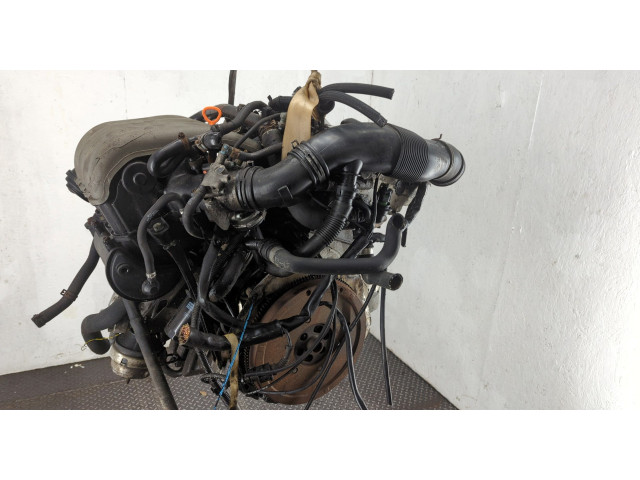 Форсунка топливная  Audi A6 (C5) 1997-2005    06B133551T, 058133681C     