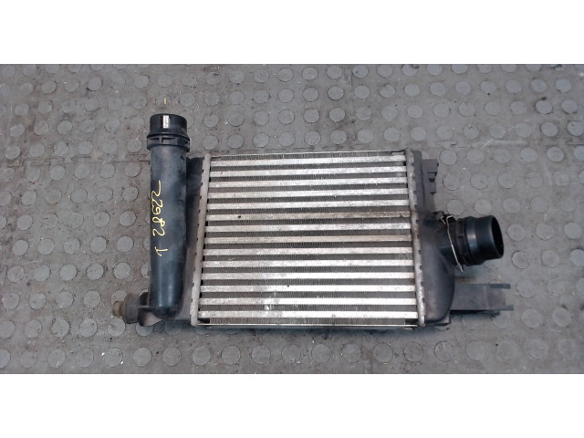 Интеркулер Dacia Sandero 2012- 0.9 144963014R