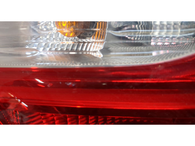 Задний фонарь          