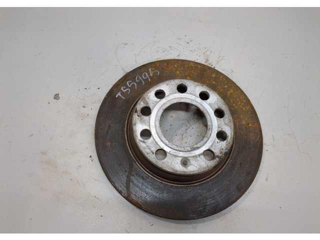 Диск тормозной Audi A4 (B6) 2000-2006 задний 8E0615601Q