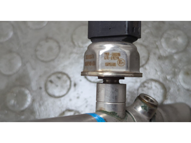 Форсунка топливная Volkswagen Golf 7 2012-2020 06A906036G, 06K133317AA