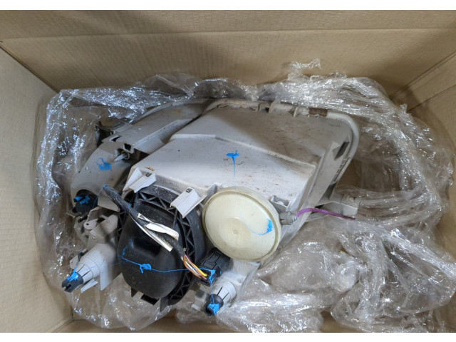 Фара передняя Mercedes SLK R170 1996-2004 правая