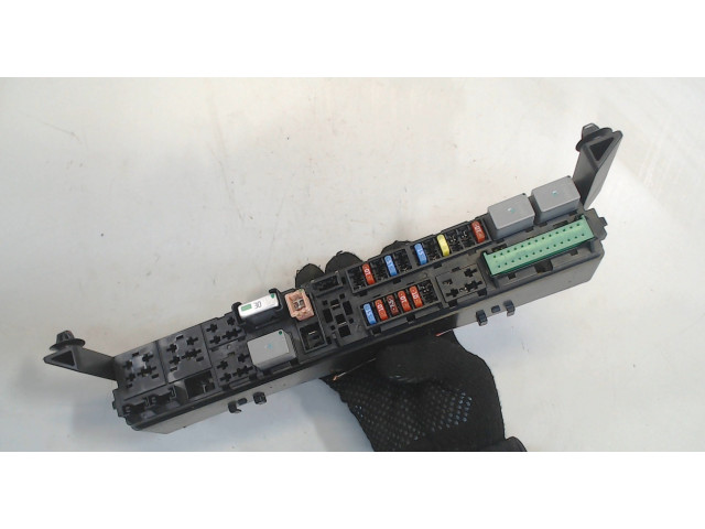 Блок предохранителей Cadillac STS 2004-2011 71545200 3.6