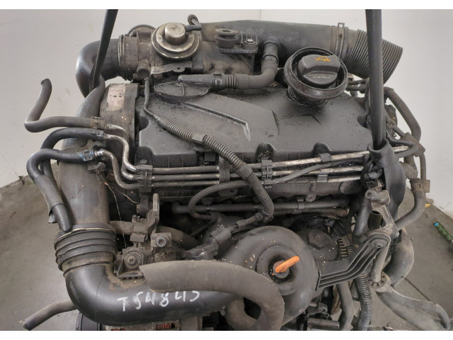 Форсунка топливная Volkswagen Touran 2003-2006 038130073AG