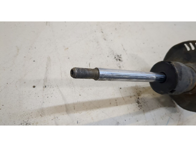 Стойка амортизатора Volkswagen Passat 5 1996-2000