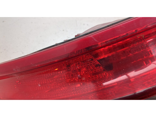 Задний фонарь          