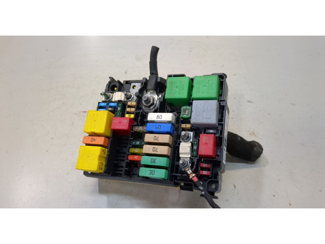 Блок БСМ  Citroen C4 Cactus      9804846880   