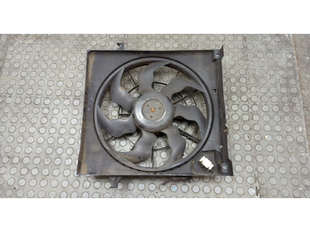 Вентилятор радиатора KIA Ceed 2007-2012